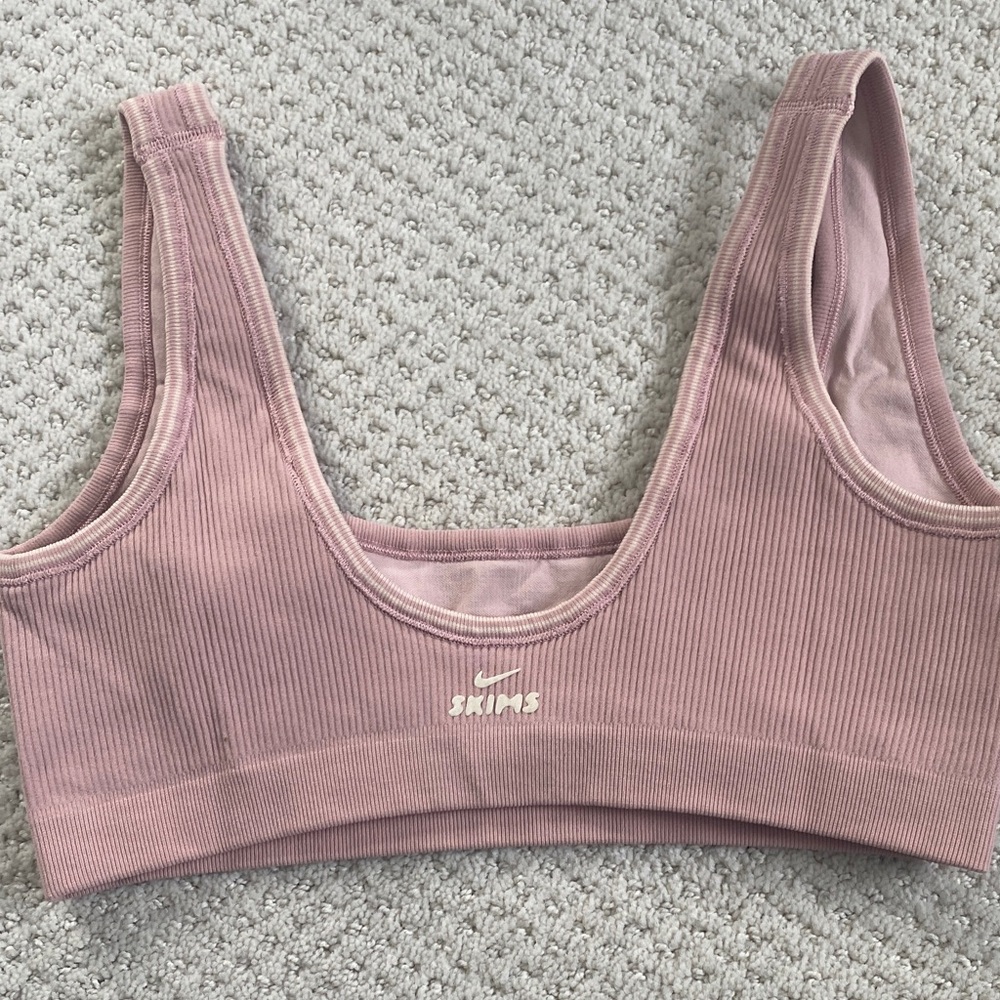 NWT Nike Skims Ribbed Micro Scoop Neck Bralette, size M - Picture 2 of 5